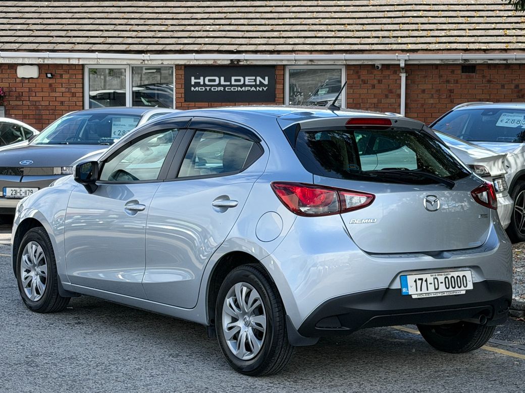 2017 Mazda Demio