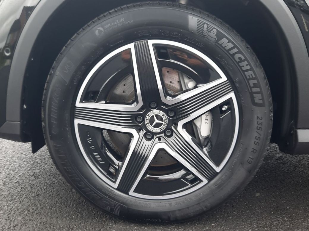 2025 Mercedes-Benz GLC Class