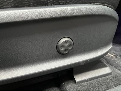 2023 Mercedes-Benz EQB