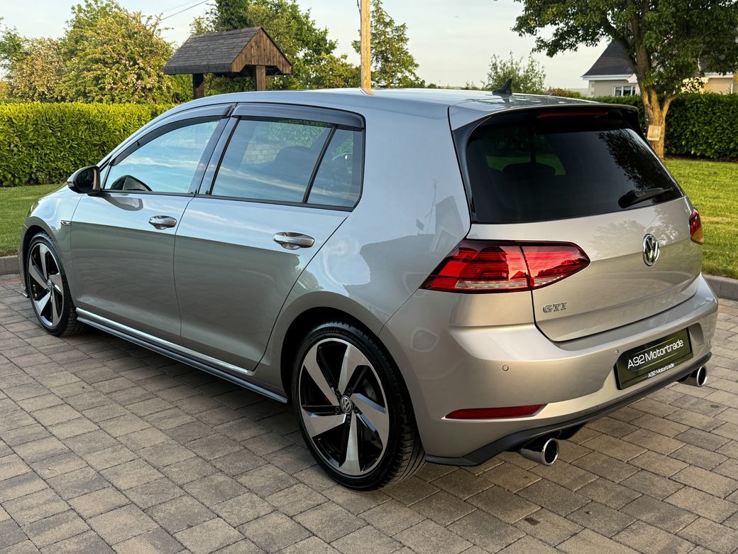 2017 Volkswagen Golf