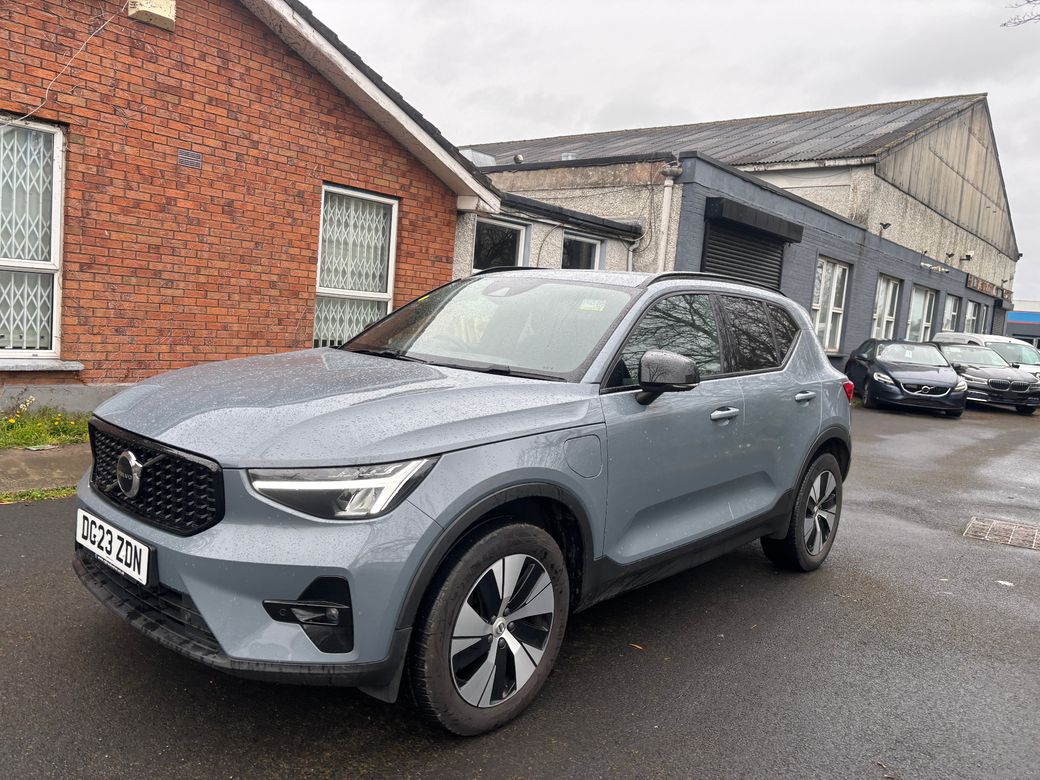 2023 Volvo XC40
