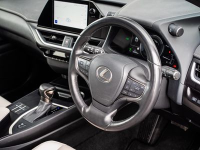 2023 Lexus UX 250H