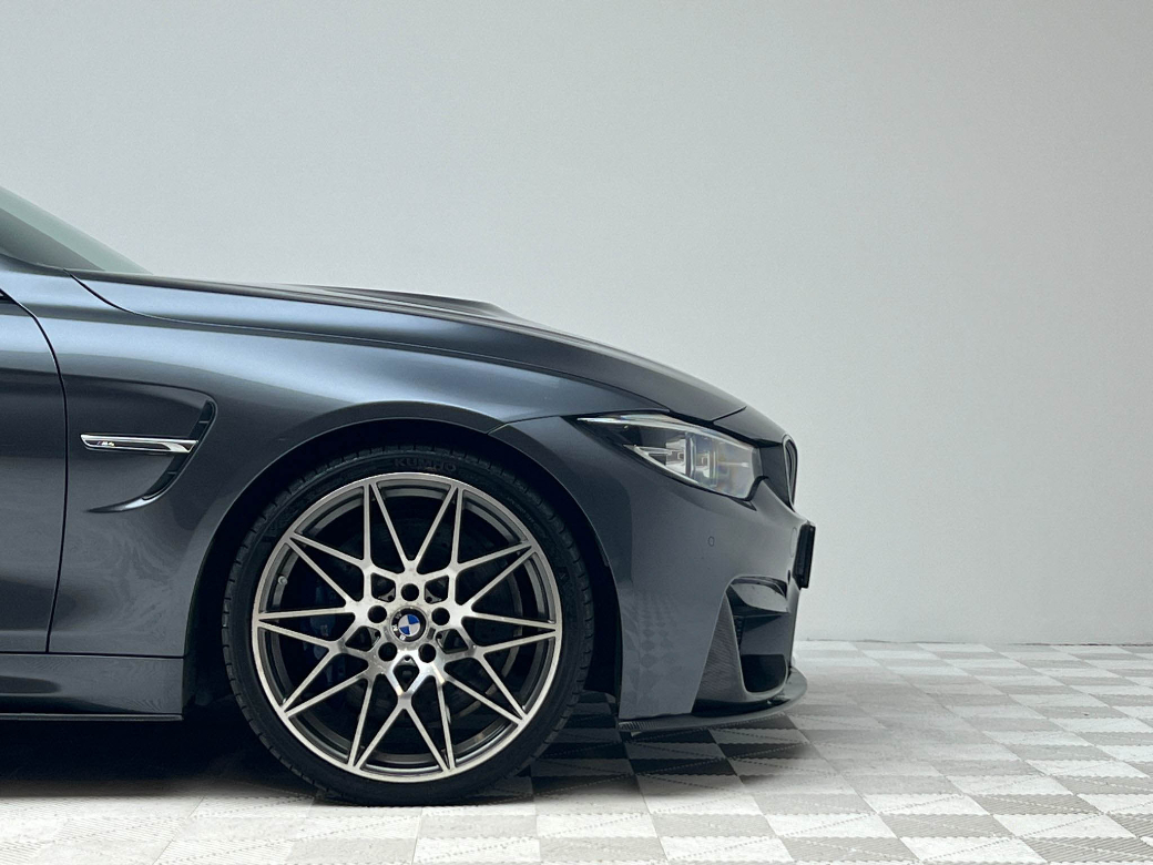 2019 BMW M4
