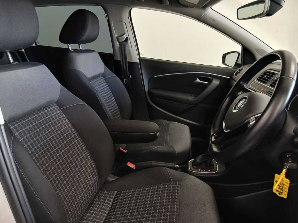 2017 Volkswagen Polo