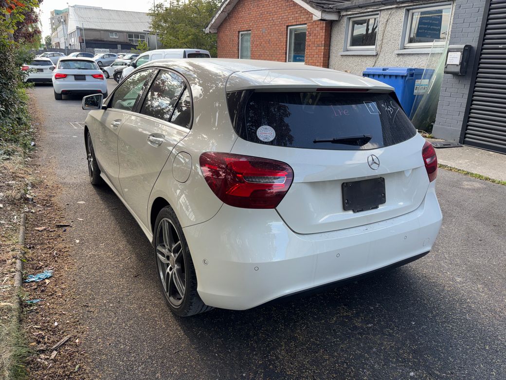 2015 Mercedes-Benz A 180