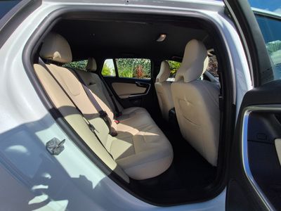 2017 Volvo V60