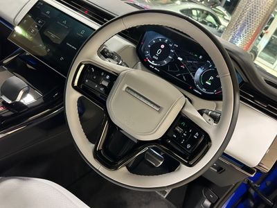 2025 Land Rover Range Rover Sport