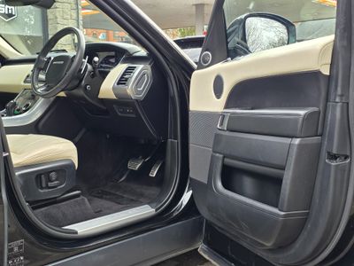 2020 Land Rover Range Rover Sport