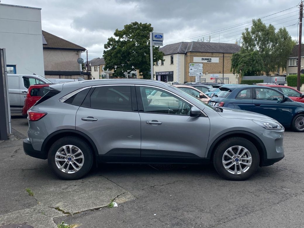 2022 Ford Kuga