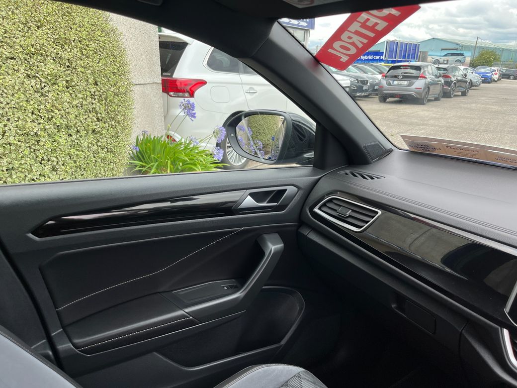 2023 Volkswagen T-Roc