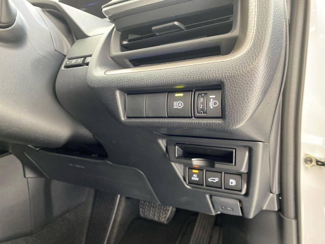 2025 Toyota Prius