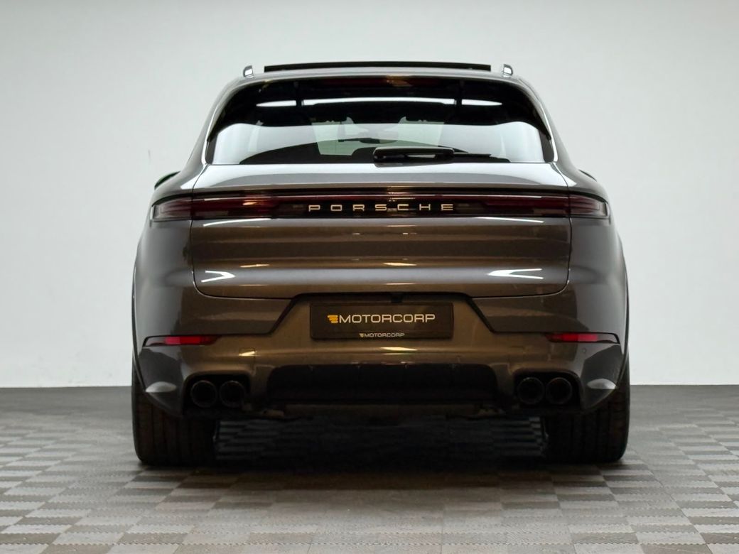 2024 Porsche Cayenne