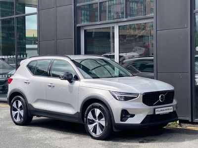 2023 Volvo XC40