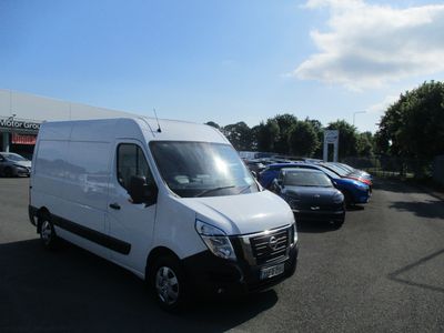 2023 Nissan Interstar