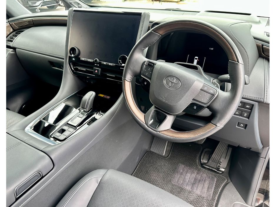 2025 Toyota Alphard
