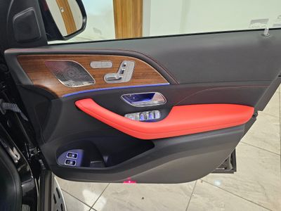 2025 Mercedes-Benz GLE Class