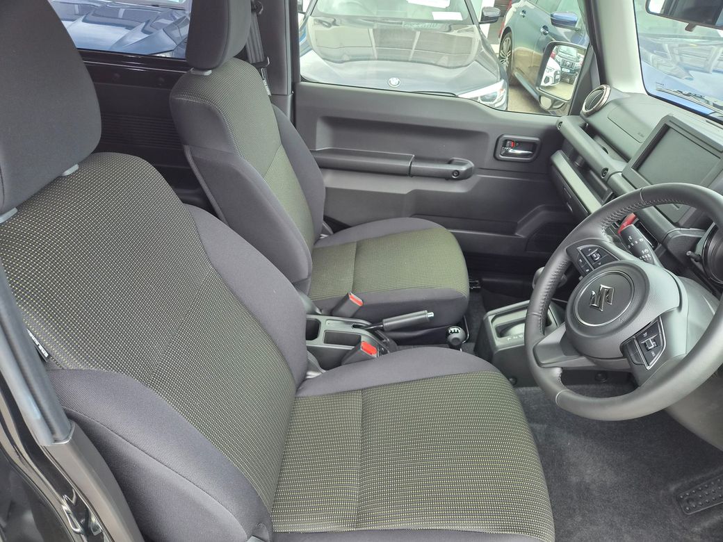 2025 Suzuki Jimny