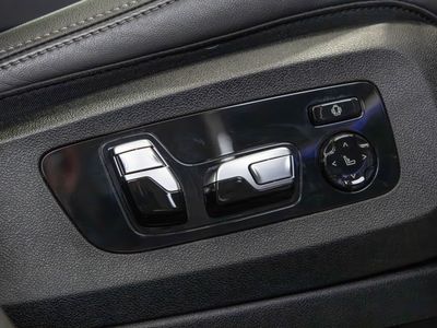 2023 BMW X7