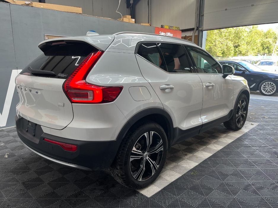 2022 Volvo XC40