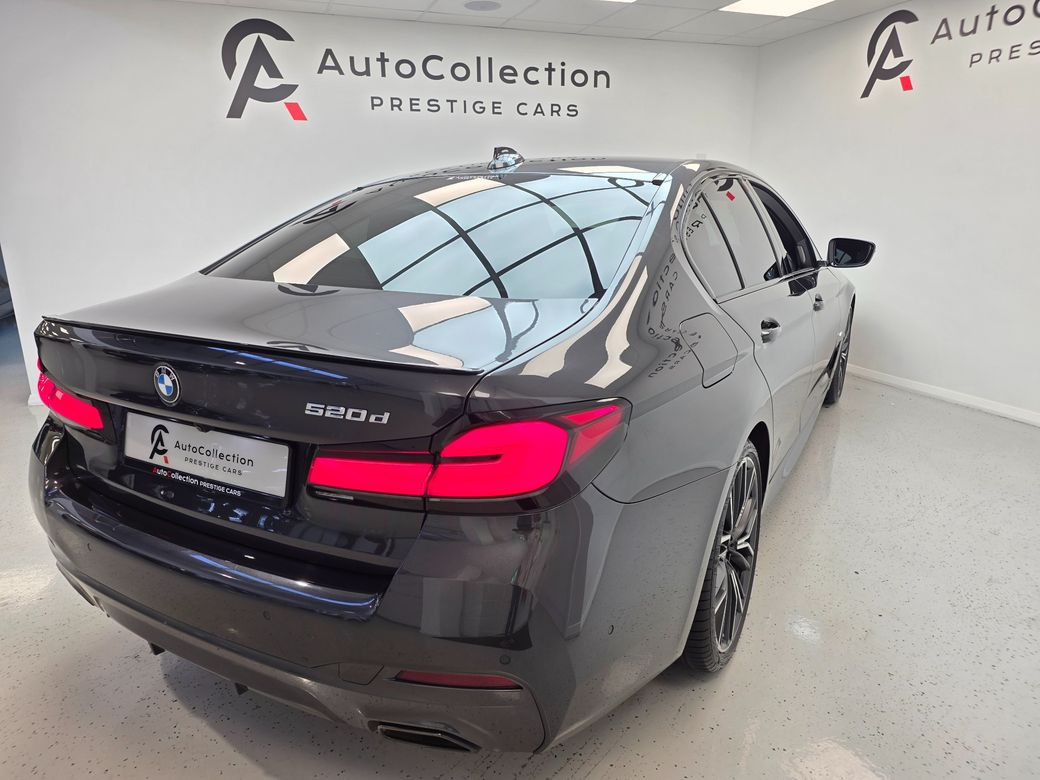 2023 BMW 520