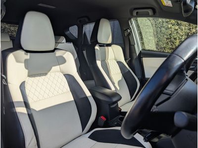 2016 Toyota Auris