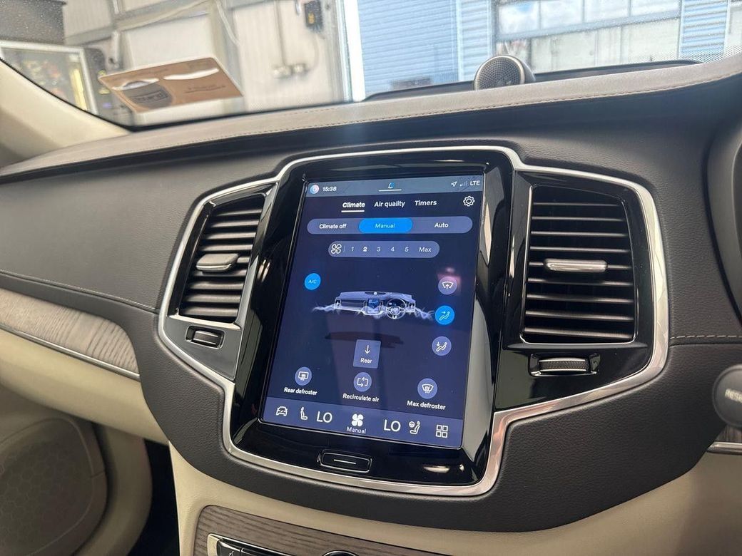 2023 Volvo XC90