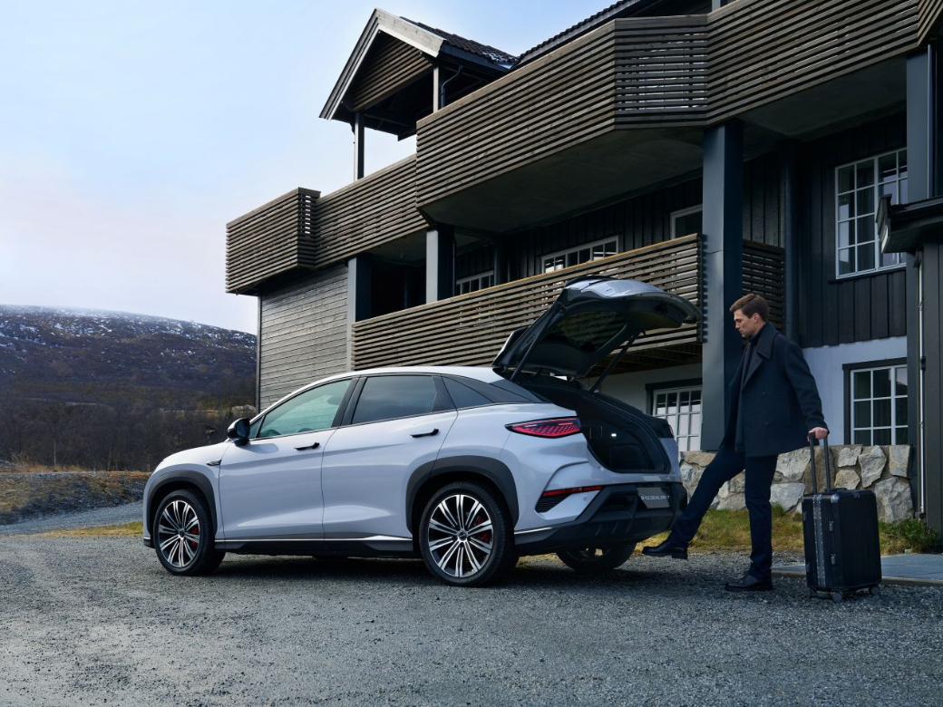 2025 BYD Sealion 7