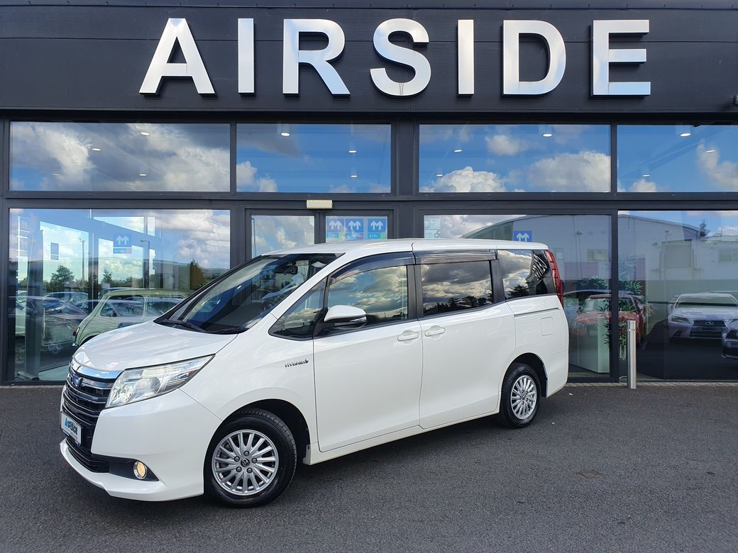 2014 Toyota Noah