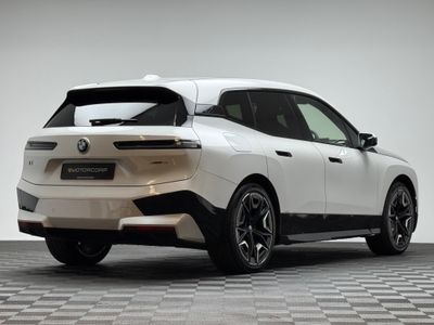 2024 BMW iX