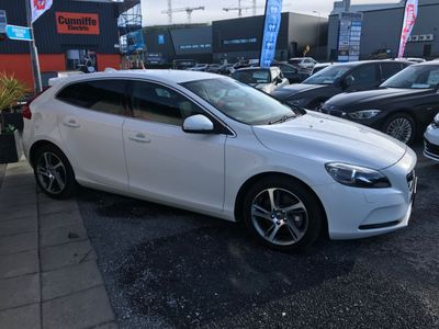 2016 Volvo V40