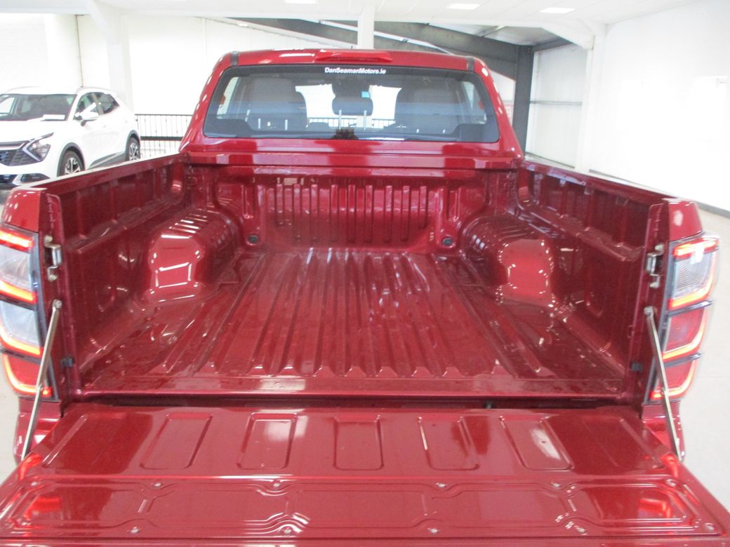 2025 Isuzu D-MAX