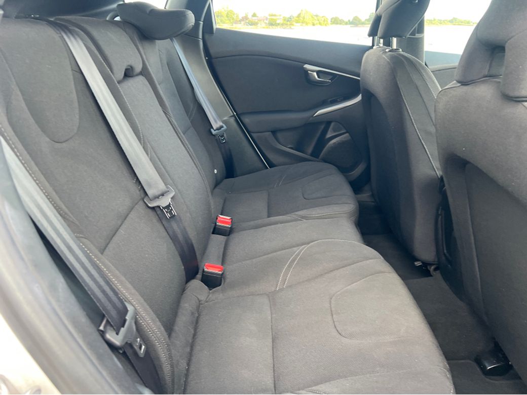 2014 Volvo V40