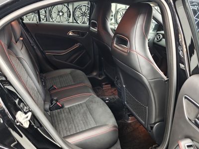 2016 Mercedes-Benz A 180