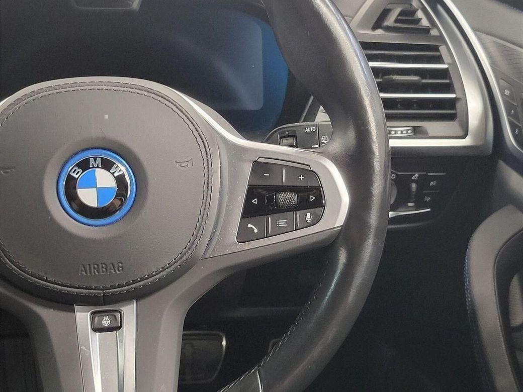 2024 BMW iX3
