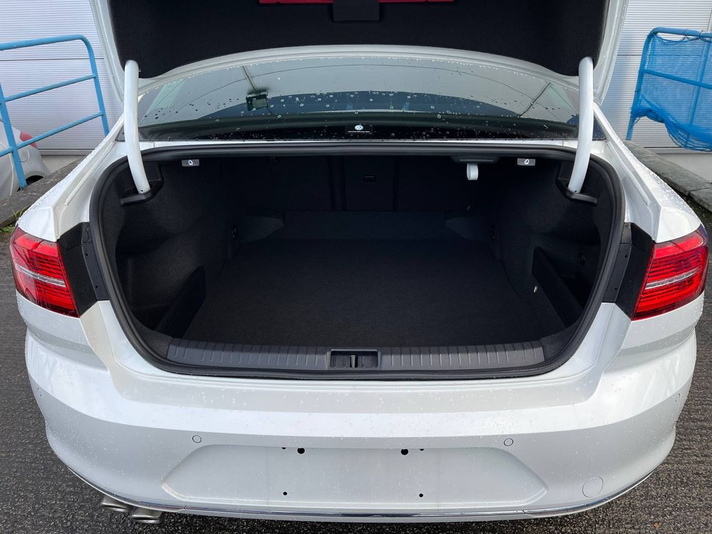 2019 Volkswagen Passat