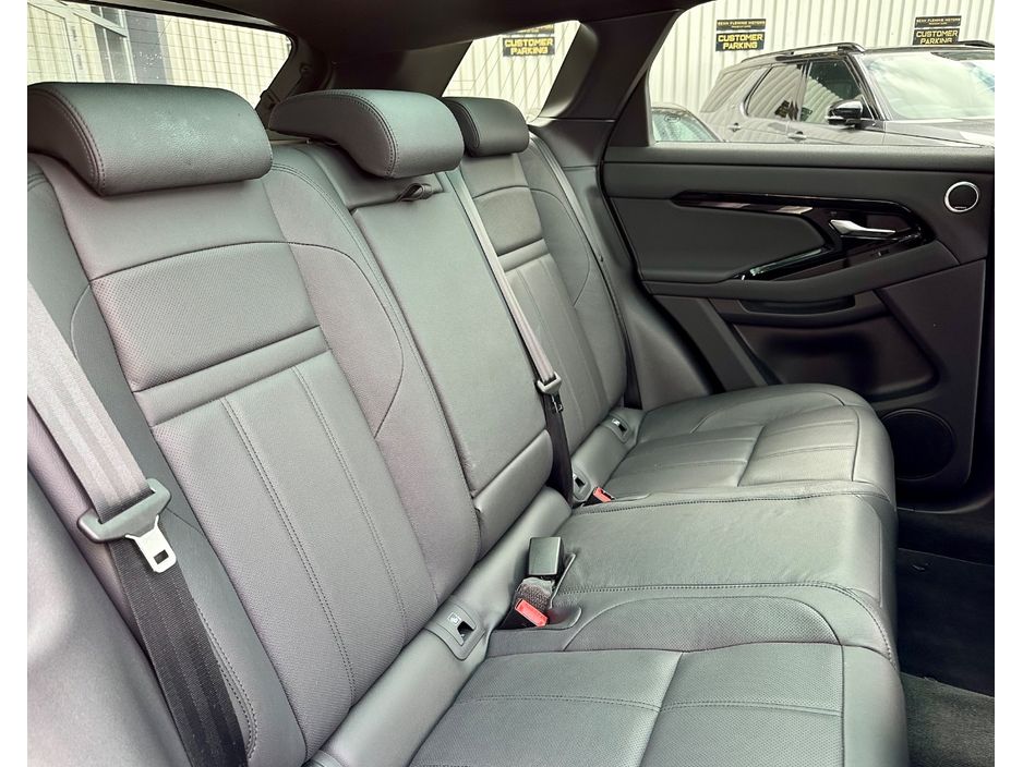 2025 Land Rover Range Rover Evoque