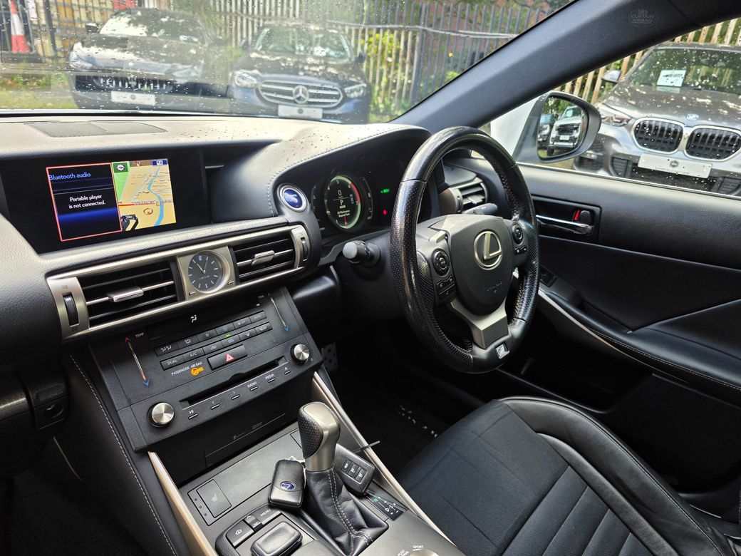 2016 Lexus IS