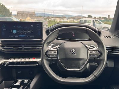 2024 Peugeot 5008
