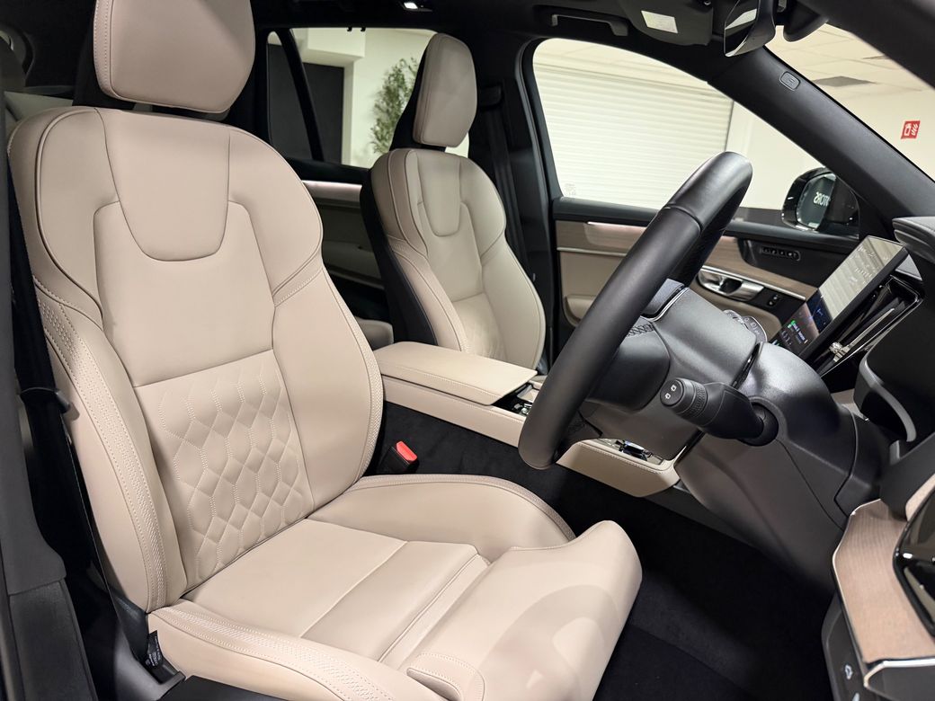 2025 Volvo XC90