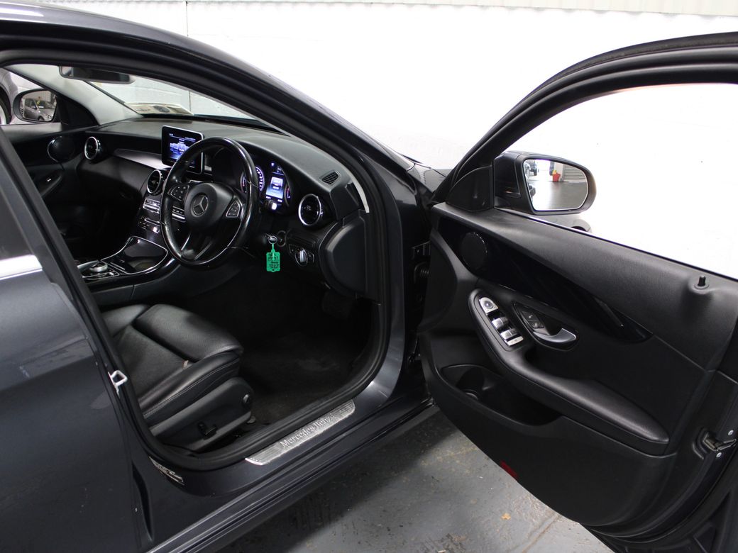 2016 Mercedes-Benz C Class
