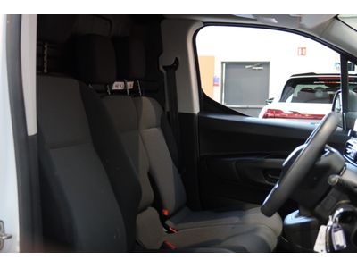 2020 Peugeot Partner