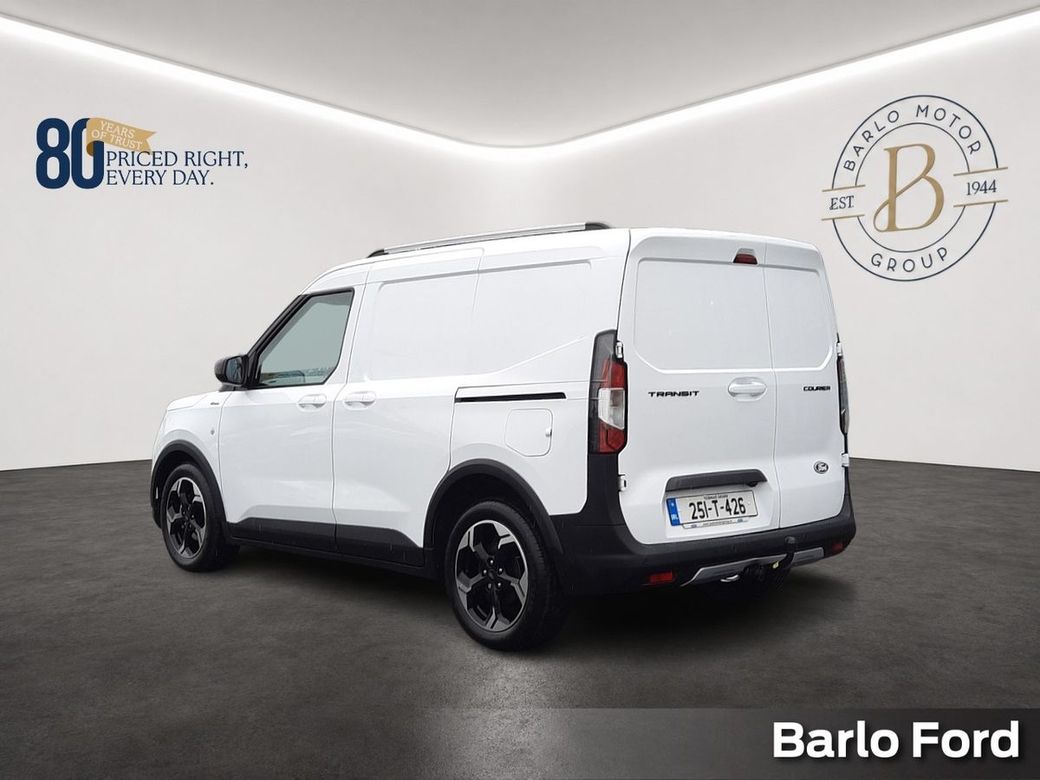 2025 Ford Transit Courier