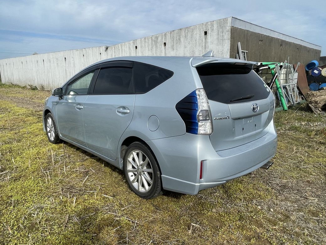 2013 Toyota Prius Alpha