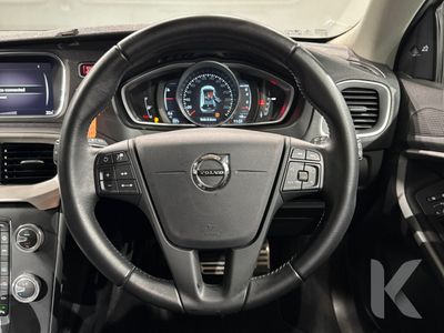 2019 Volvo V40