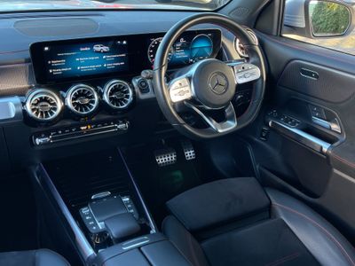 2022 Mercedes-Benz EQB