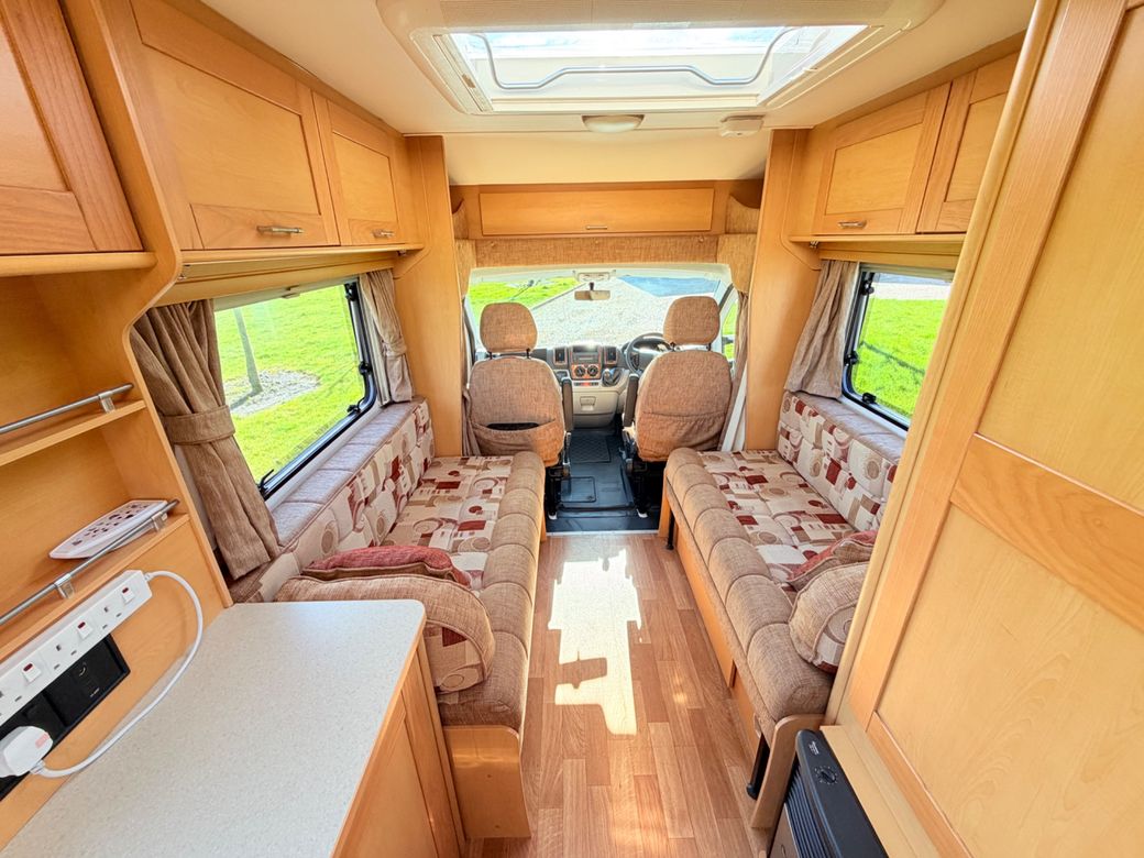 2010 ELDDIS PRESTIGE 115 R.H.D LOW PROFILE 