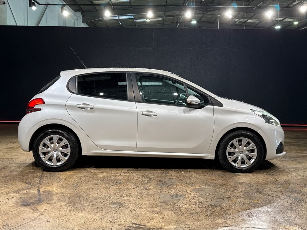 2017 Peugeot 208
