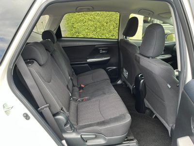 2020 Toyota Prius Alpha