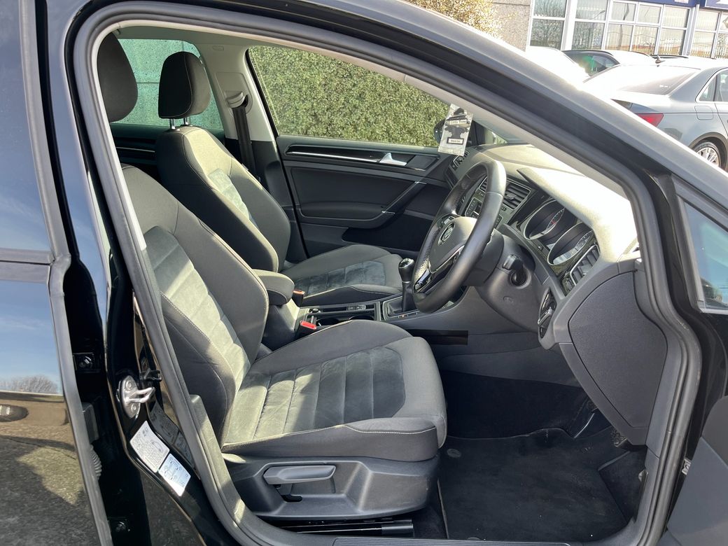 2016 Volkswagen Golf