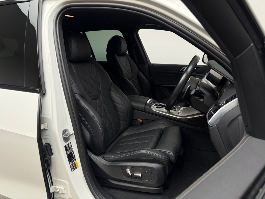 2023 BMW X5